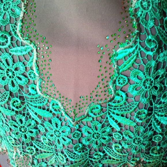 COCO line Plus Size Dress - Picture 4 of 8